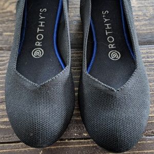 Rothy's The Flat in Solid Black size 8